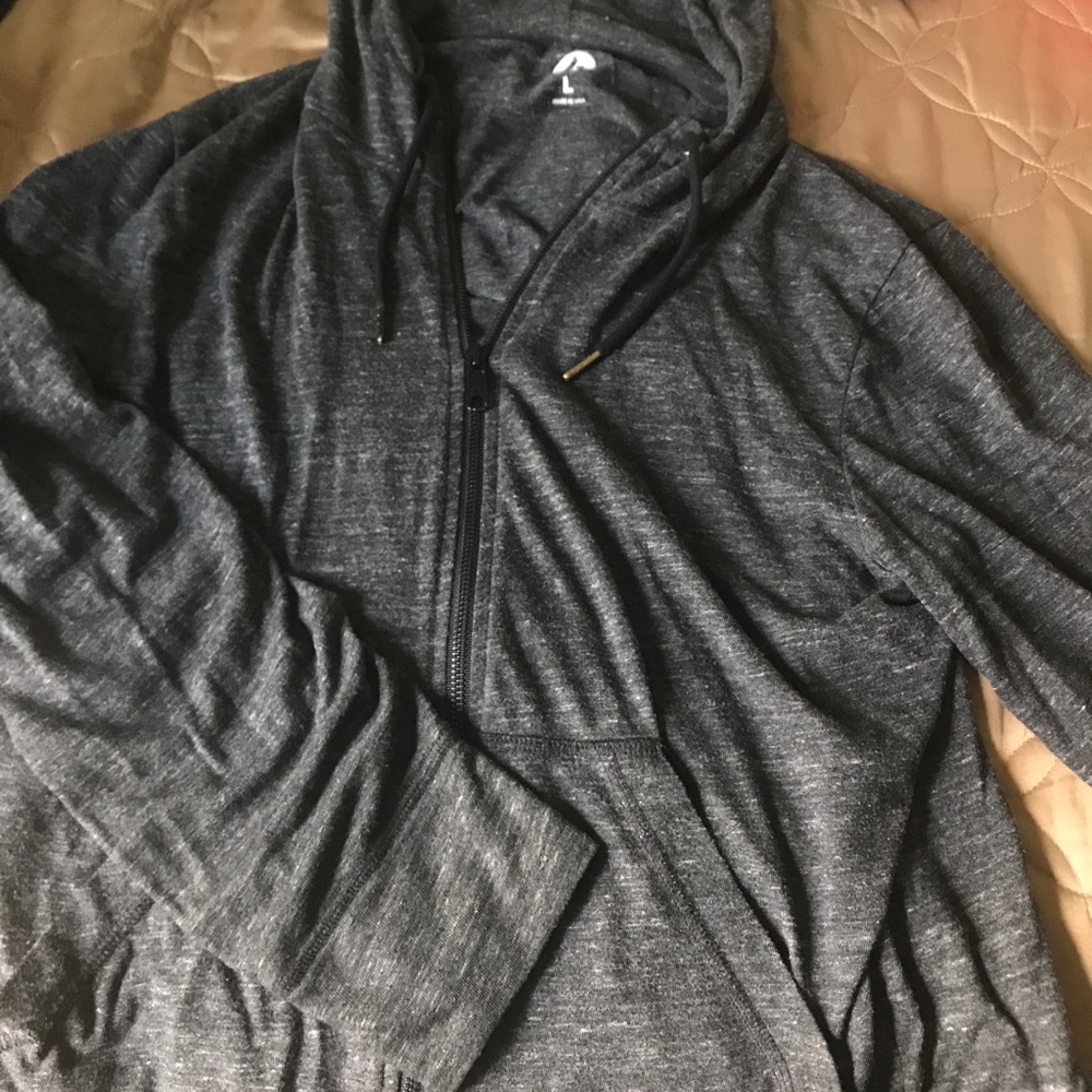 American Giant (L) lightweight sweater